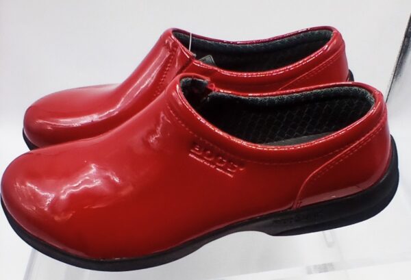 Bogs Women's Ramsey Patent Leather Red Clogs size 9 - Image 3