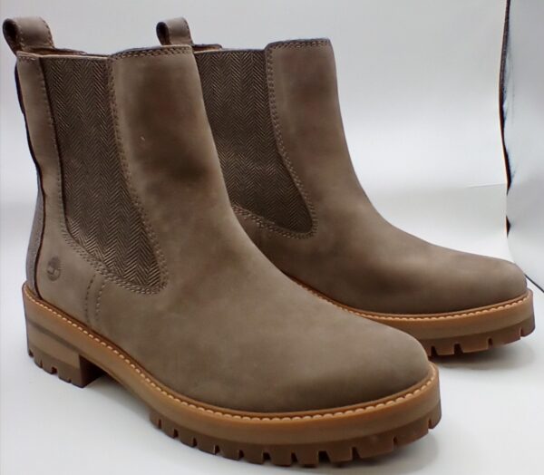 Timberland Courmayeur Valley Celsea Ladies Taupe Nubuck Boots A1RRK Size 10 - Image 8