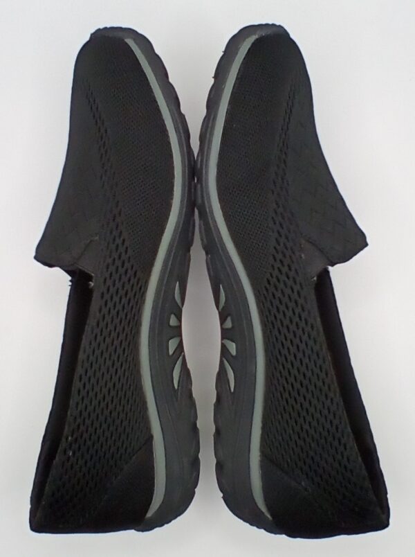 Skechers Wide Fit Slip-Ins with Air-Cooled Memory Foam Ladies Size 11 SN 49244W - Image 2