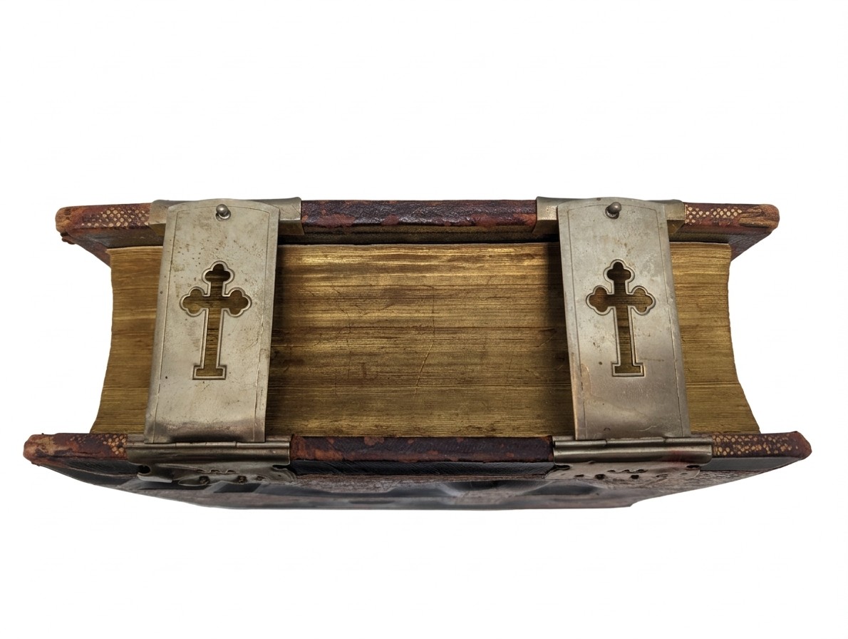 Antique 1892 Catholic Family Bible: Douay-Rheims, Haydock Illustrated, Sculpted Leather, Metal Clasps - Image 3